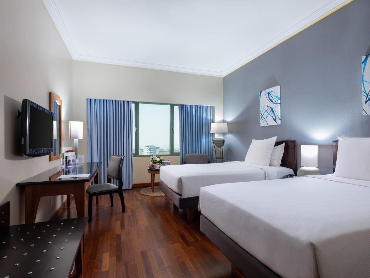 Novotel Yogyakarta Hotel Exteriér fotografie