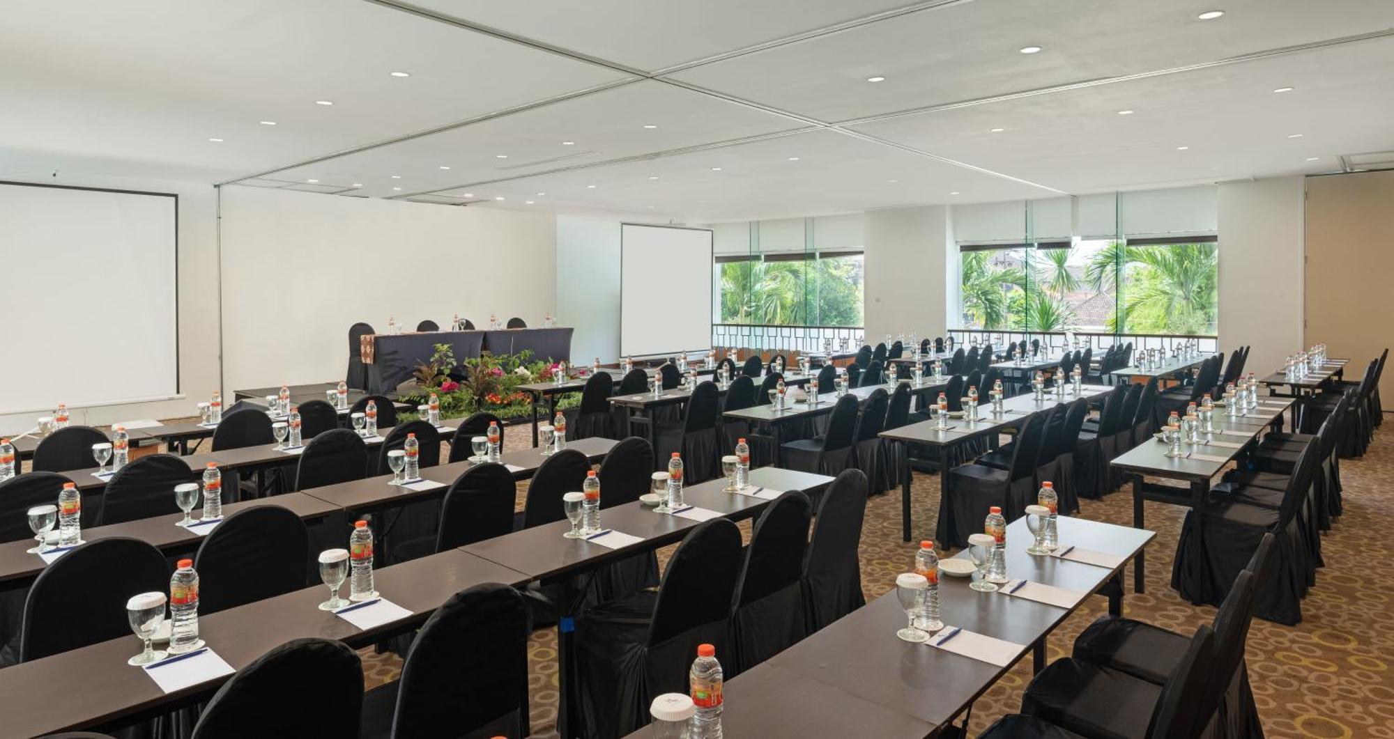 Novotel Yogyakarta Hotel Exteriér fotografie